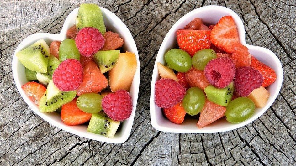 fruits and berries to lose weight at home