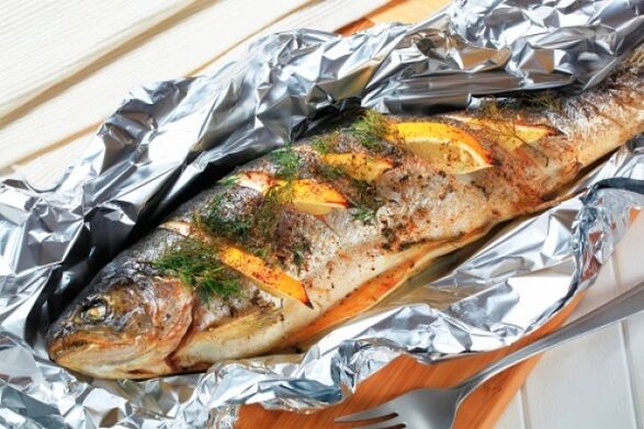 Follow Maggi diet with foil baked fish for lunch